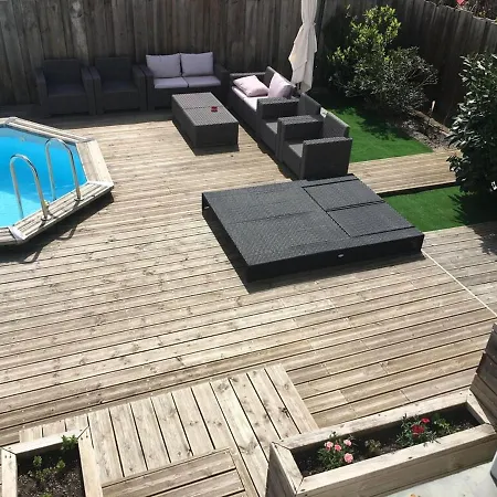 Elegante A Avec Piscine Privee Бискаррос