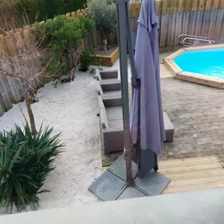 Elegante A Avec Piscine Privee Бискаррос