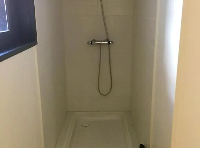 Elegante A Avec Piscine Privee