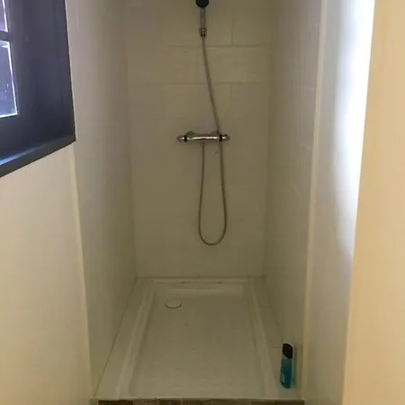 Elegante A Avec Piscine Privee