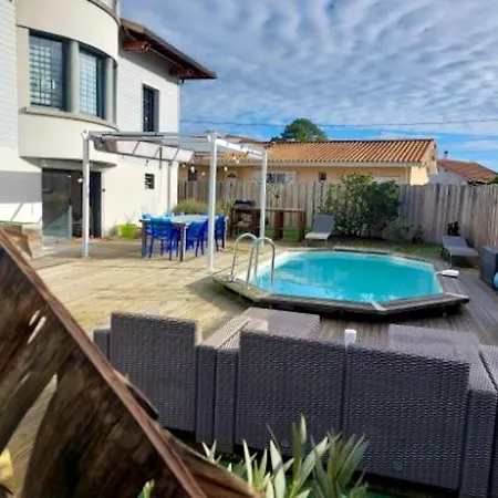 Elegante A Avec Piscine Privee Biscarrosse