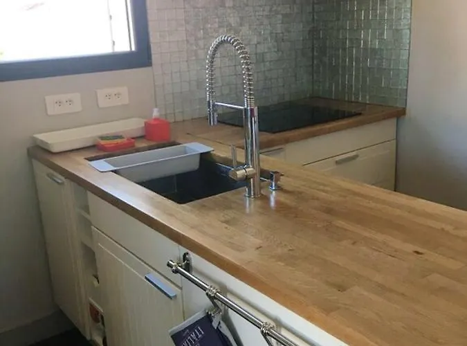 Elegante A Avec Piscine Privee