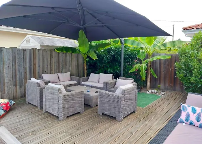 Elegante A Avec Piscine Privee Villa Biscarrosse