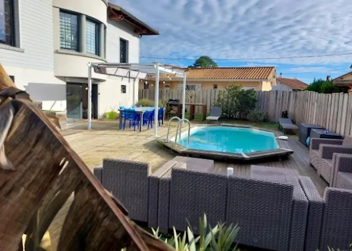 Elegante A Avec Piscine Privee Biscarrosse