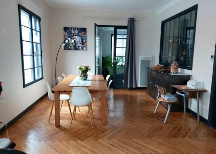 Elegante A Avec Piscine Privee *